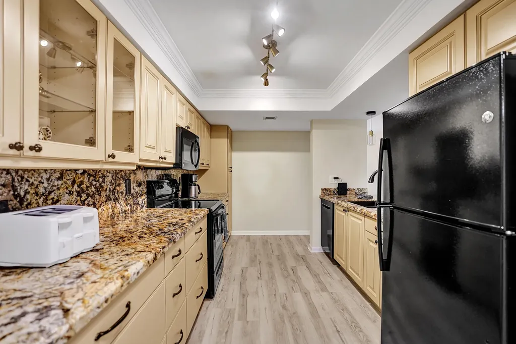 2455 Lindell Boulevard Delray Beach FL 33444