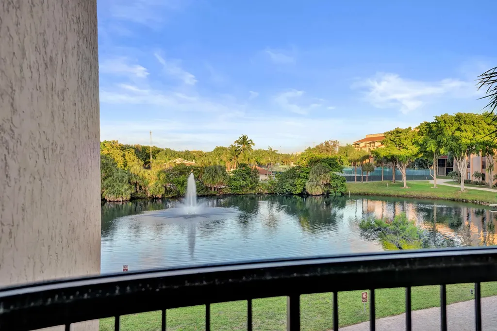2455 Lindell Boulevard Delray Beach FL 33444