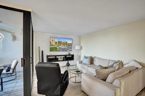 2455 Lindell Boulevard Delray Beach FL 33444