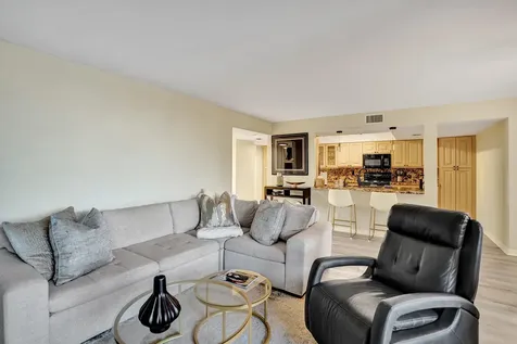 2455 Lindell Boulevard Delray Beach FL 33444