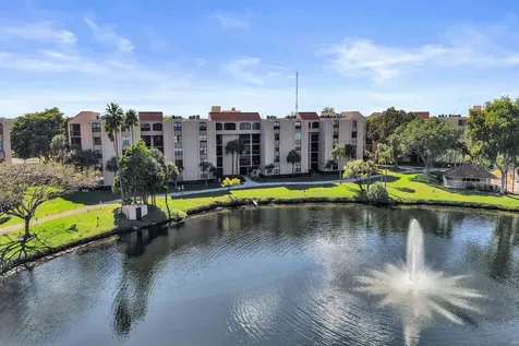 2455 Lindell Boulevard Delray Beach FL 33444