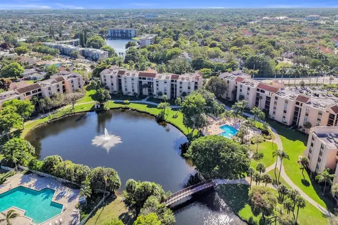 2455 Lindell Boulevard Delray Beach FL 33444
