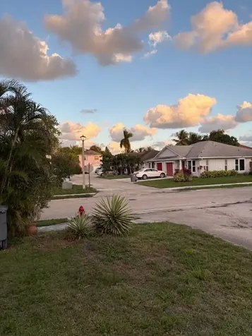 5724 Boynton Crescent Boynton Beach FL 33437