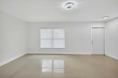 7506 NW 75th Street Tamarac FL 33321