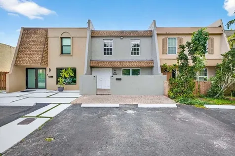 7506 NW 75th Street Tamarac FL 33321