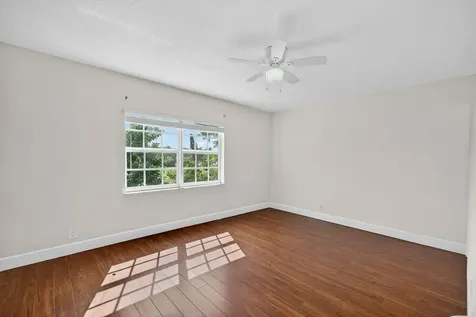 7506 NW 75th Street Tamarac FL 33321
