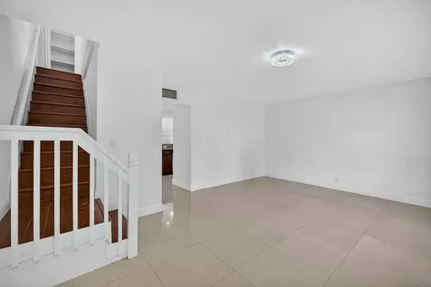 7506 NW 75th Street Tamarac FL 33321