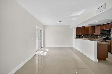 7506 NW 75th Street Tamarac FL 33321