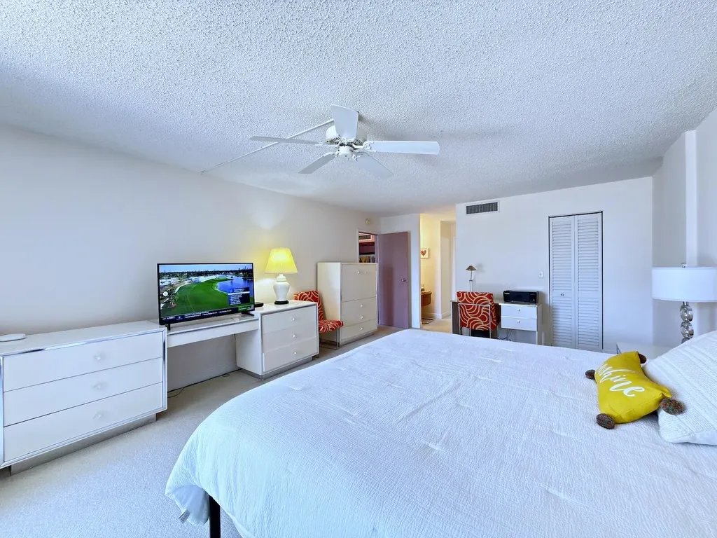 3546 S Ocean Boulevard South Palm Beach FL 33480