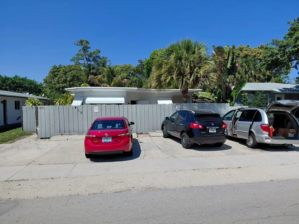 413 SE 20th Street Fort Lauderdale FL 33316