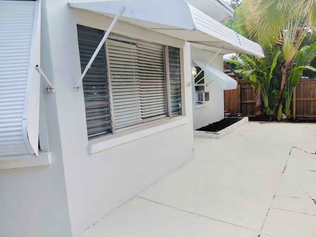 413 SE 20th Street Fort Lauderdale FL 33316