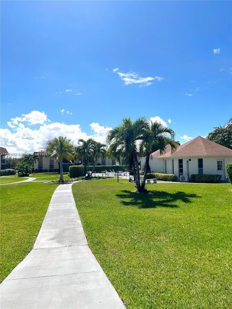 22755 SW 66th Avenue Boca Raton FL 33428