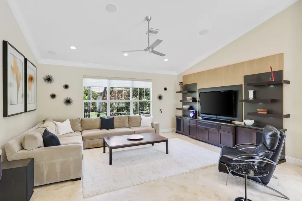 11879 Fox Hill Circle Boynton Beach FL 33473