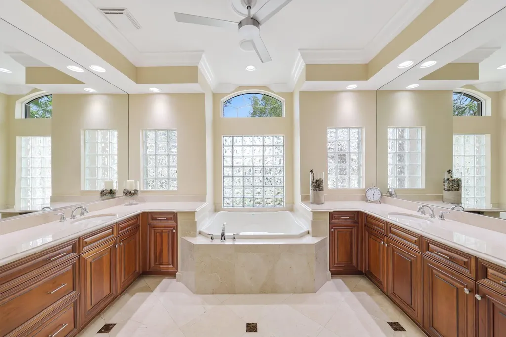 11879 Fox Hill Circle Boynton Beach FL 33473