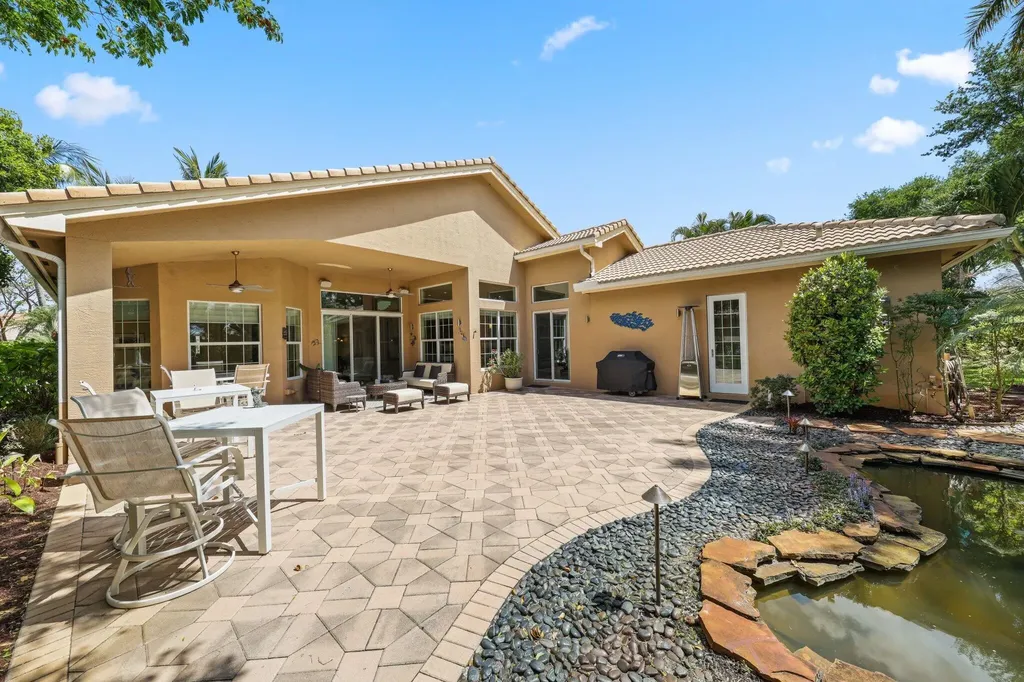 11879 Fox Hill Circle Boynton Beach FL 33473