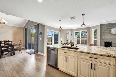 14594 Via Tivoli Court Davie FL 33325