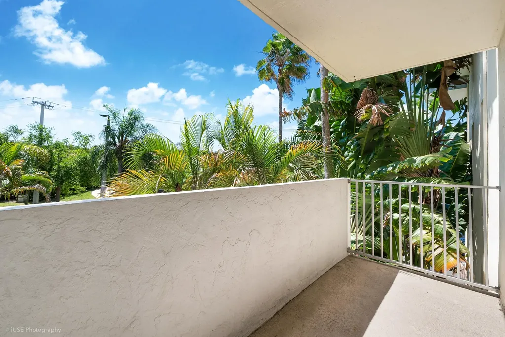 8950 SW 69th Court Pinecrest FL 33156