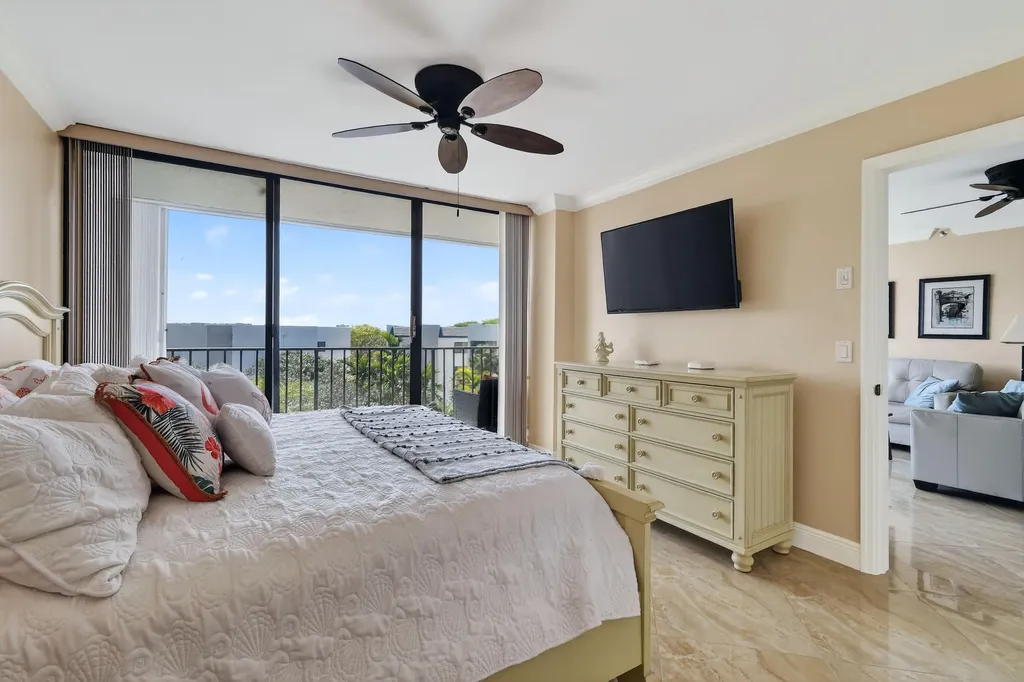 1300 S Highway A1a Jupiter FL 33477