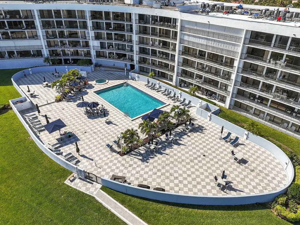 1300 S Highway A1a Jupiter FL 33477