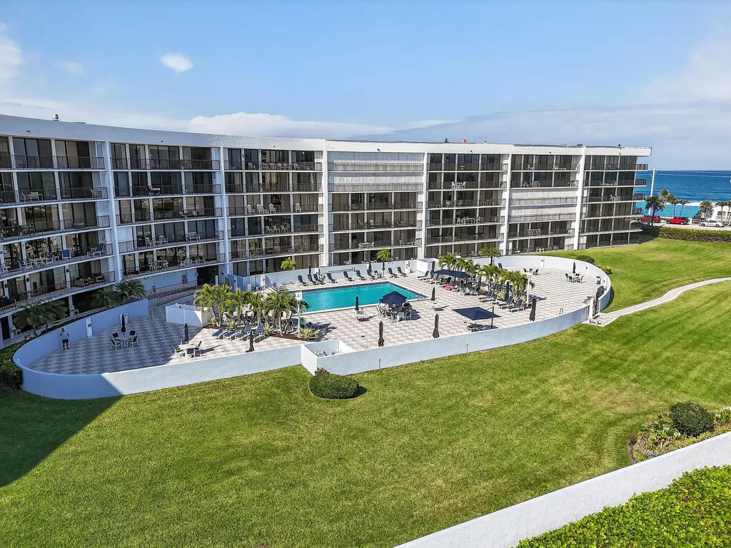 1300 S Highway A1a Jupiter FL 33477