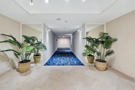 1300 S Highway A1a Jupiter FL 33477