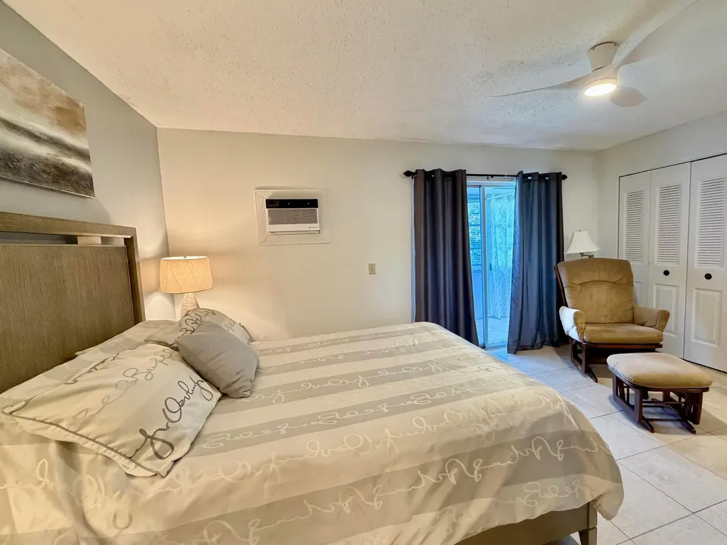 335 Durham J Circle Deerfield Beach FL 33442
