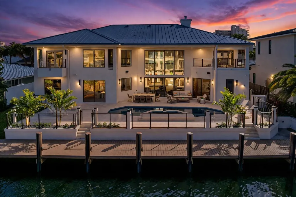3721 NE 30th Avenue Lighthouse Point FL 33064