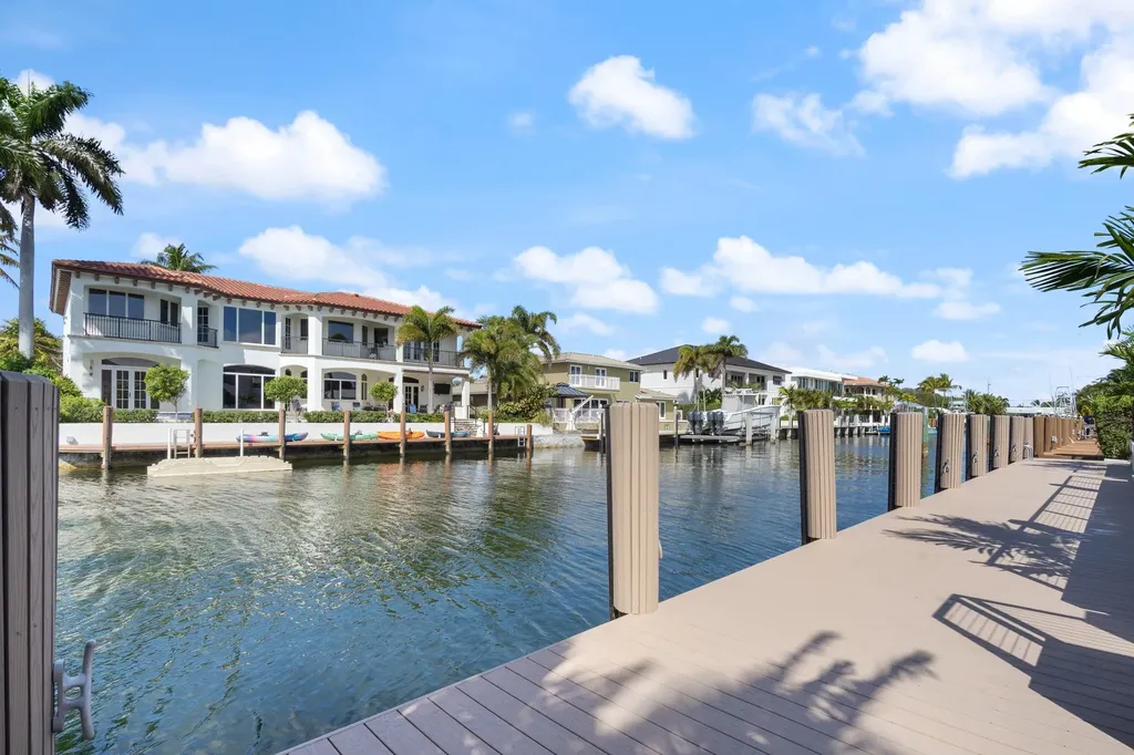 3721 NE 30th Avenue Lighthouse Point FL 33064