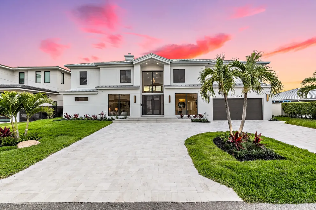 3721 NE 30th Avenue Lighthouse Point FL 33064
