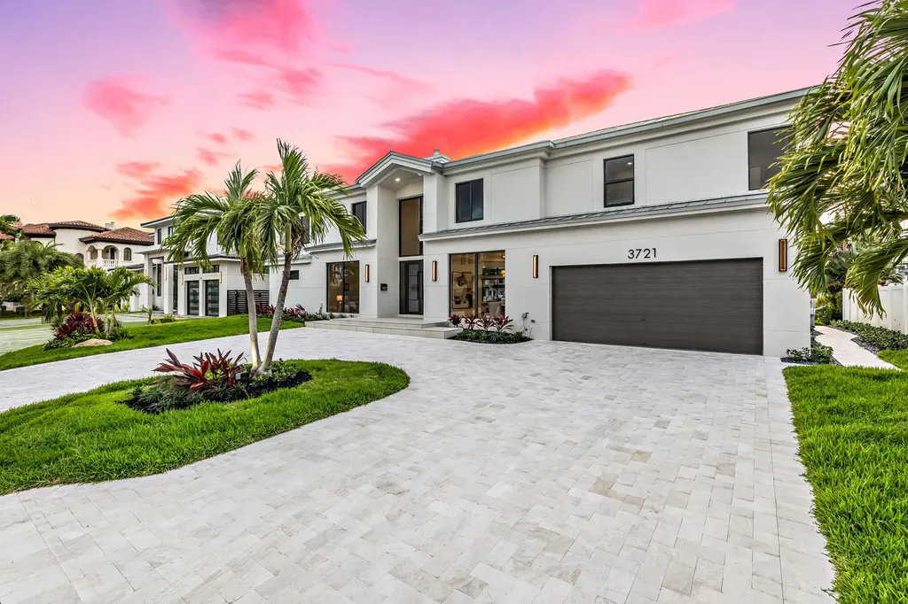3721 NE 30th Avenue Lighthouse Point FL 33064