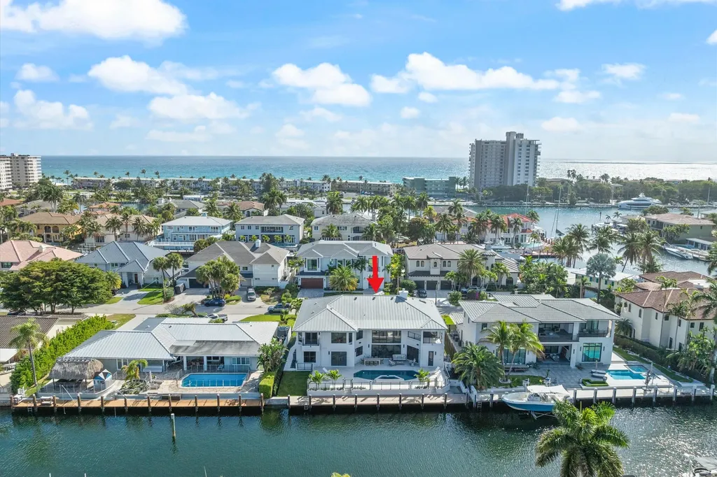 3721 NE 30th Avenue Lighthouse Point FL 33064