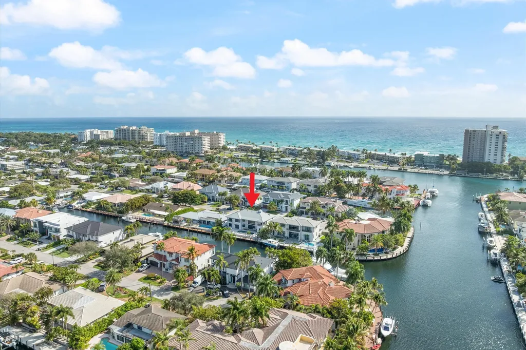 3721 NE 30th Avenue Lighthouse Point FL 33064