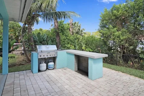 3013 SE Jefferson Street Stuart FL 34997