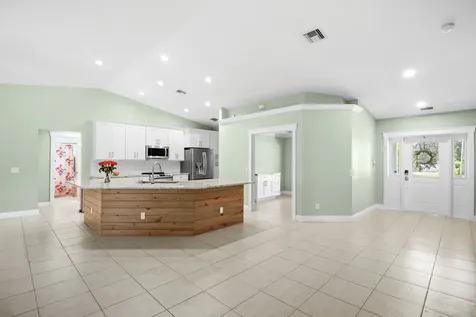 3013 SE Jefferson Street Stuart FL 34997