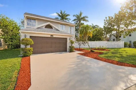 1103 W Fairfax Circle W Boynton Beach FL 33436