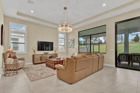 9204 SW Arco Way Port St Lucie FL 34987