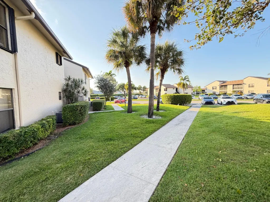 8657 W Boca Glades Boulevard Boulevard W Boca Raton FL 33434