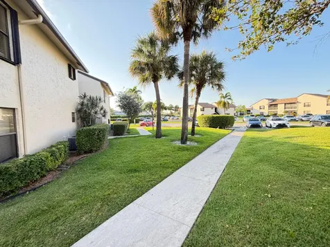 8657 W Boca Glades Boulevard Boulevard W Boca Raton FL 33434