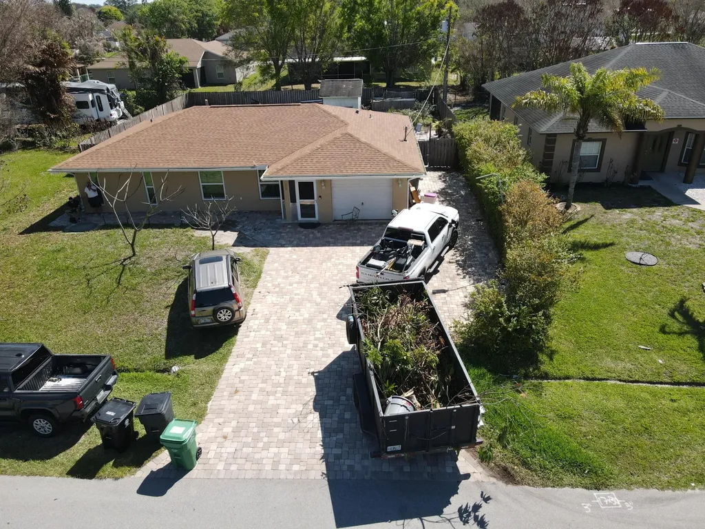 2185 SW Wayne Street Port St Lucie FL 34984
