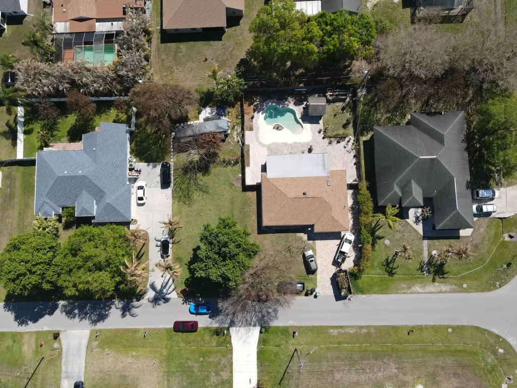 2185 SW Wayne Street Port St Lucie FL 34984