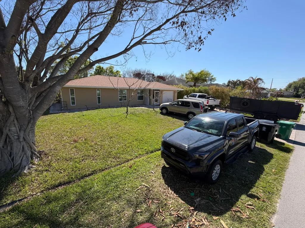 2185 SW Wayne Street Port St Lucie FL 34984