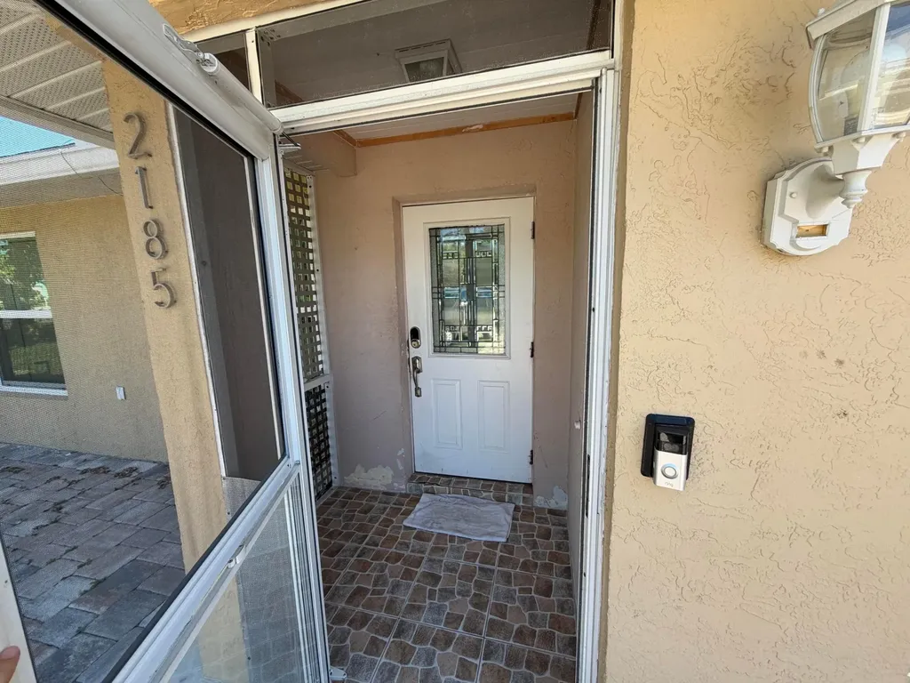 2185 SW Wayne Street Port St Lucie FL 34984