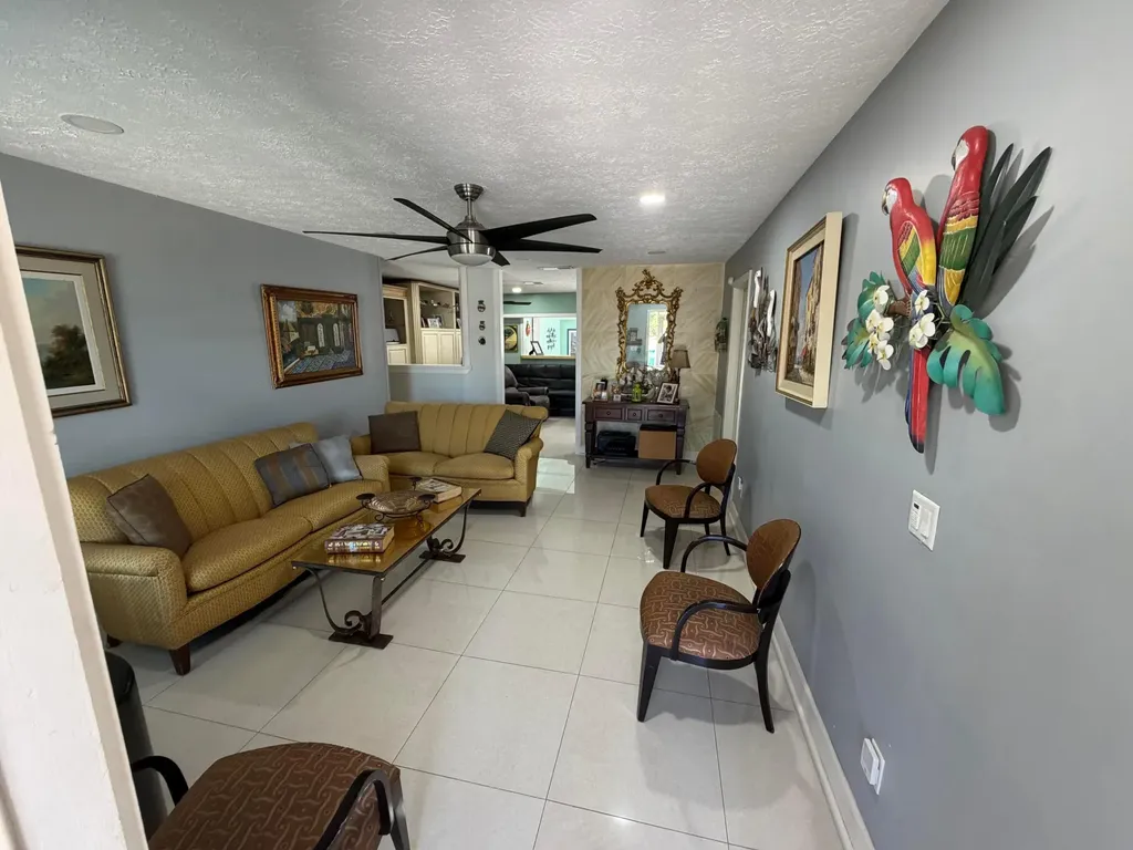 2185 SW Wayne Street Port St Lucie FL 34984