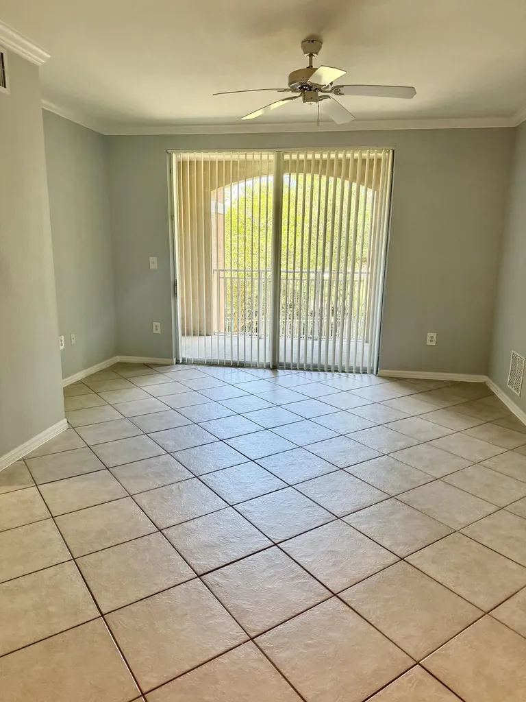 6394 Emerald Dunes Drive West Palm Beach FL 33411