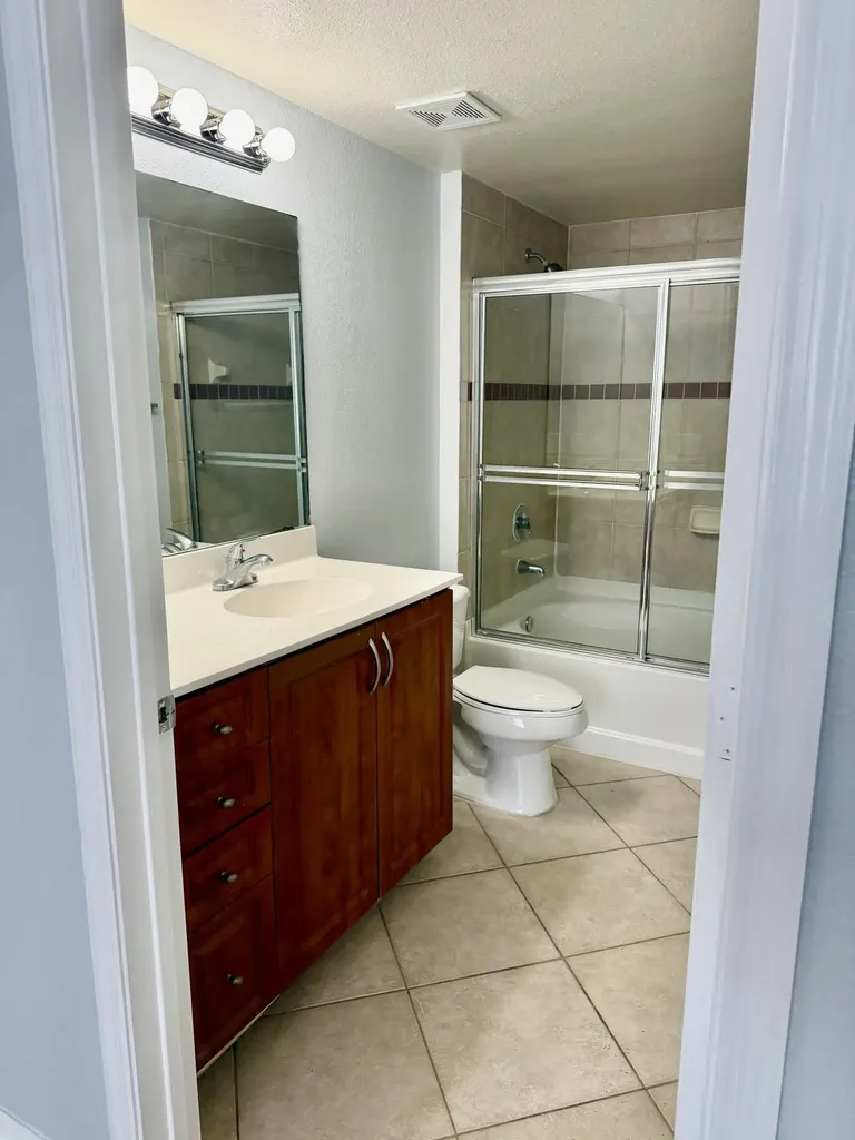 6394 Emerald Dunes Drive West Palm Beach FL 33411