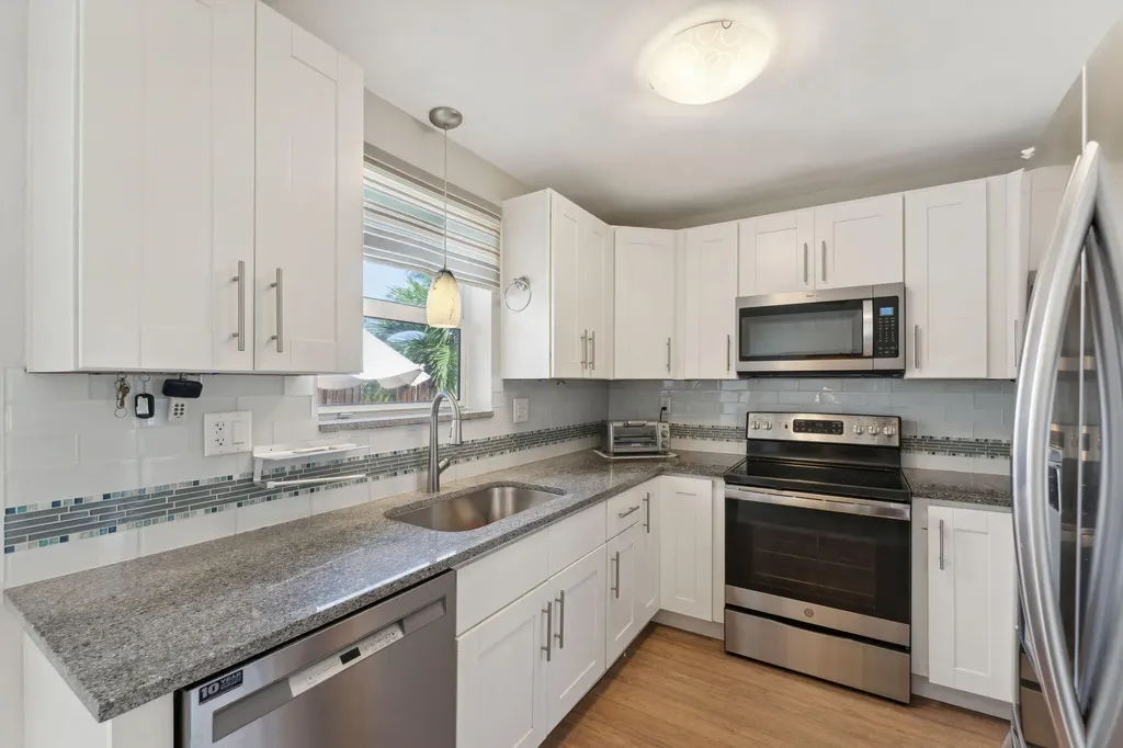 2691 NE 18th Street Pompano Beach FL 33062