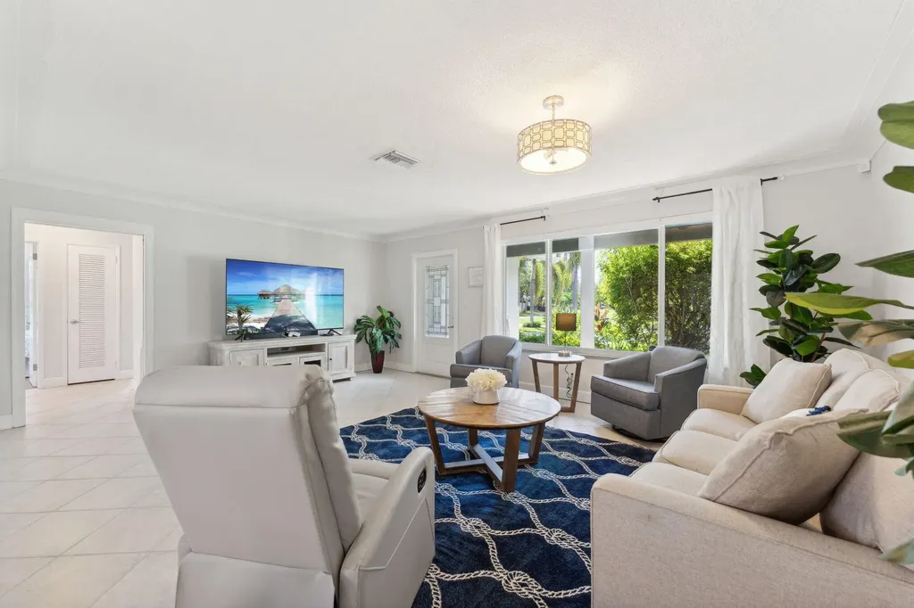 2691 NE 18th Street Pompano Beach FL 33062