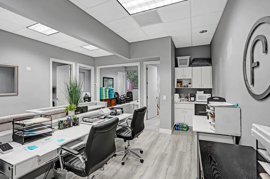 6274 Linton Boulevard Delray Beach FL 33484
