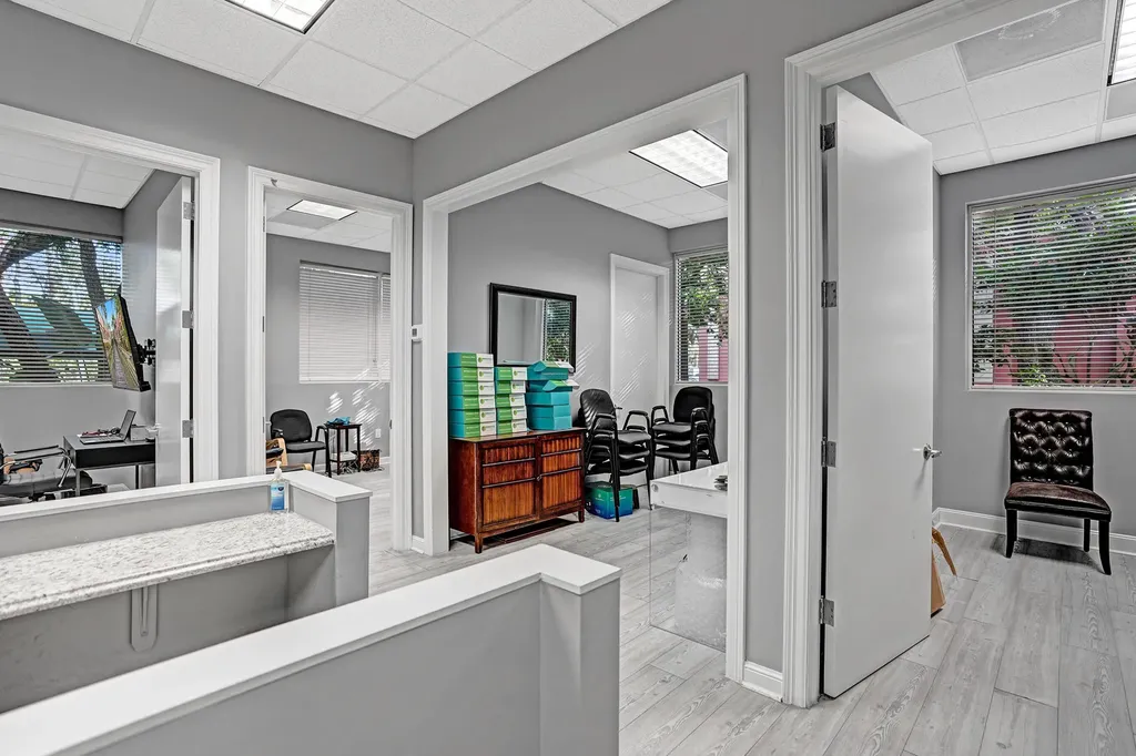 6274 Linton Boulevard Delray Beach FL 33484