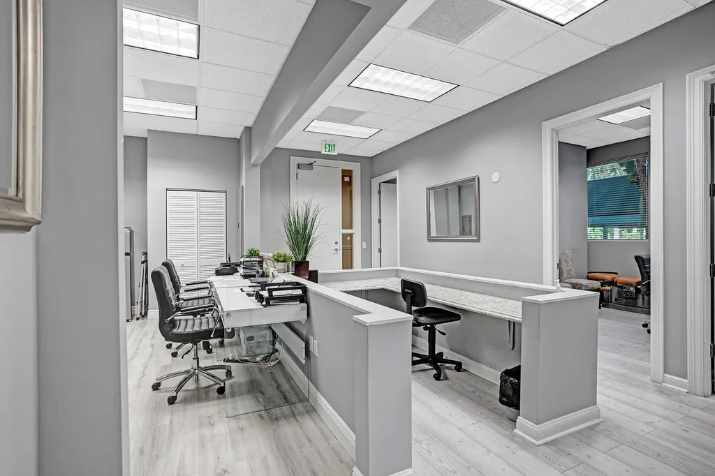 6274 Linton Boulevard Delray Beach FL 33484